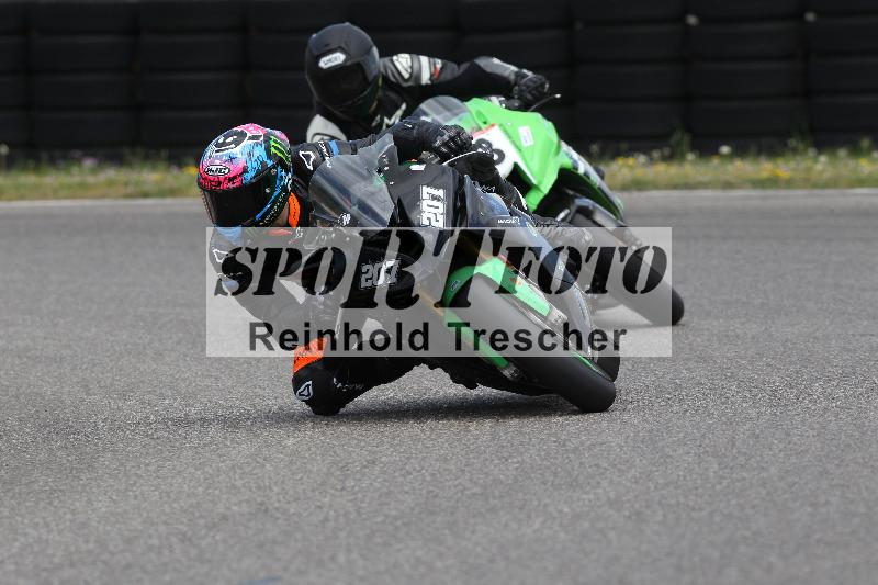 Archiv-2025/05 14.04.2025 Plüss Moto Sport ADR/Freies Fahren/207